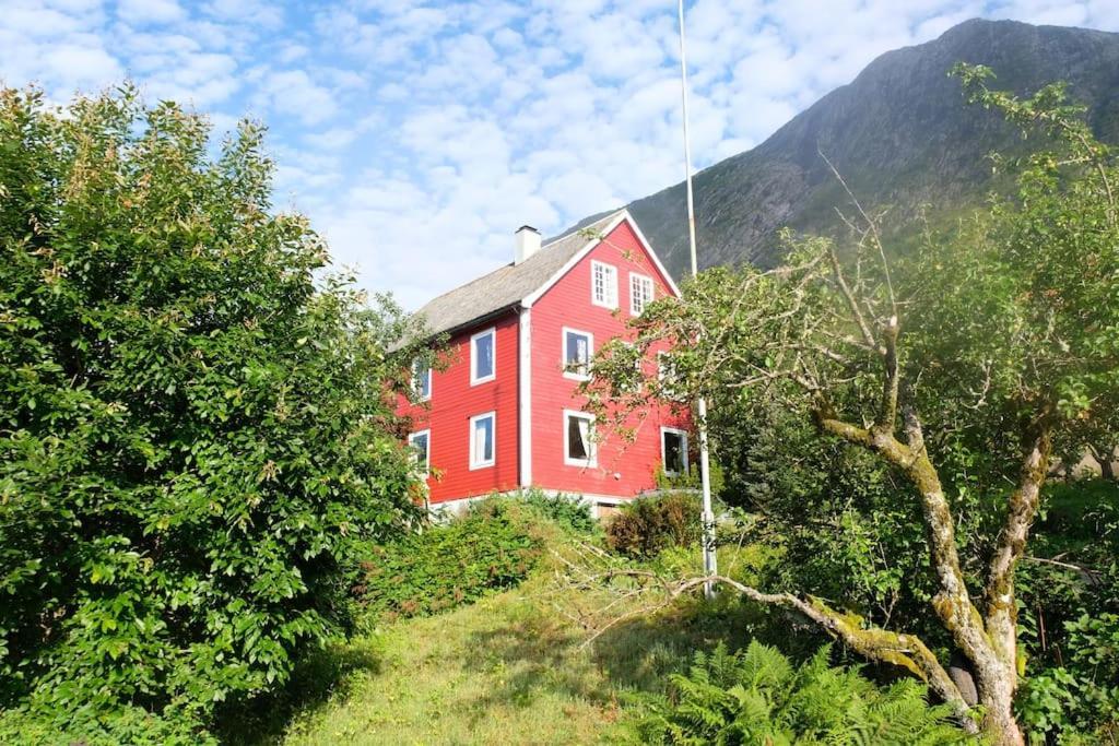 Apartment With View In Jolster *