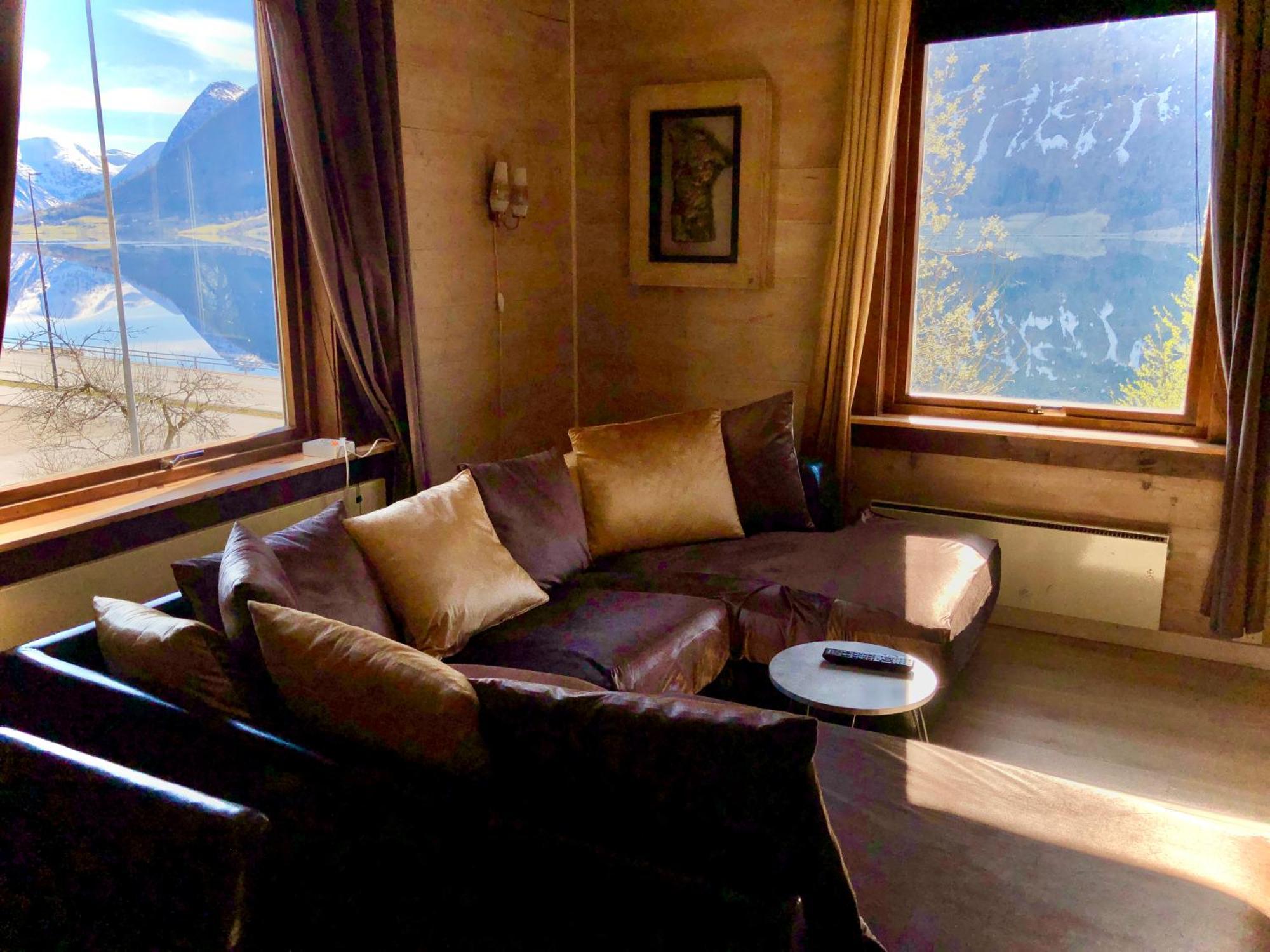 With View In Jolster * Årdal